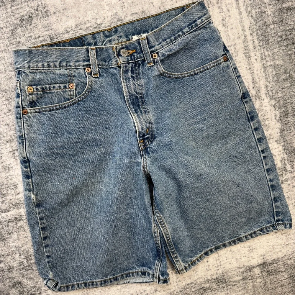 VTG Levis Jean Shorts Mens 32 (Fits 30) 505 Relaxed Fit Blue Denim Jorts Dad Y2K
